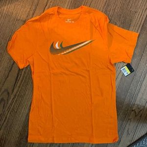 Nike orange T-shirt